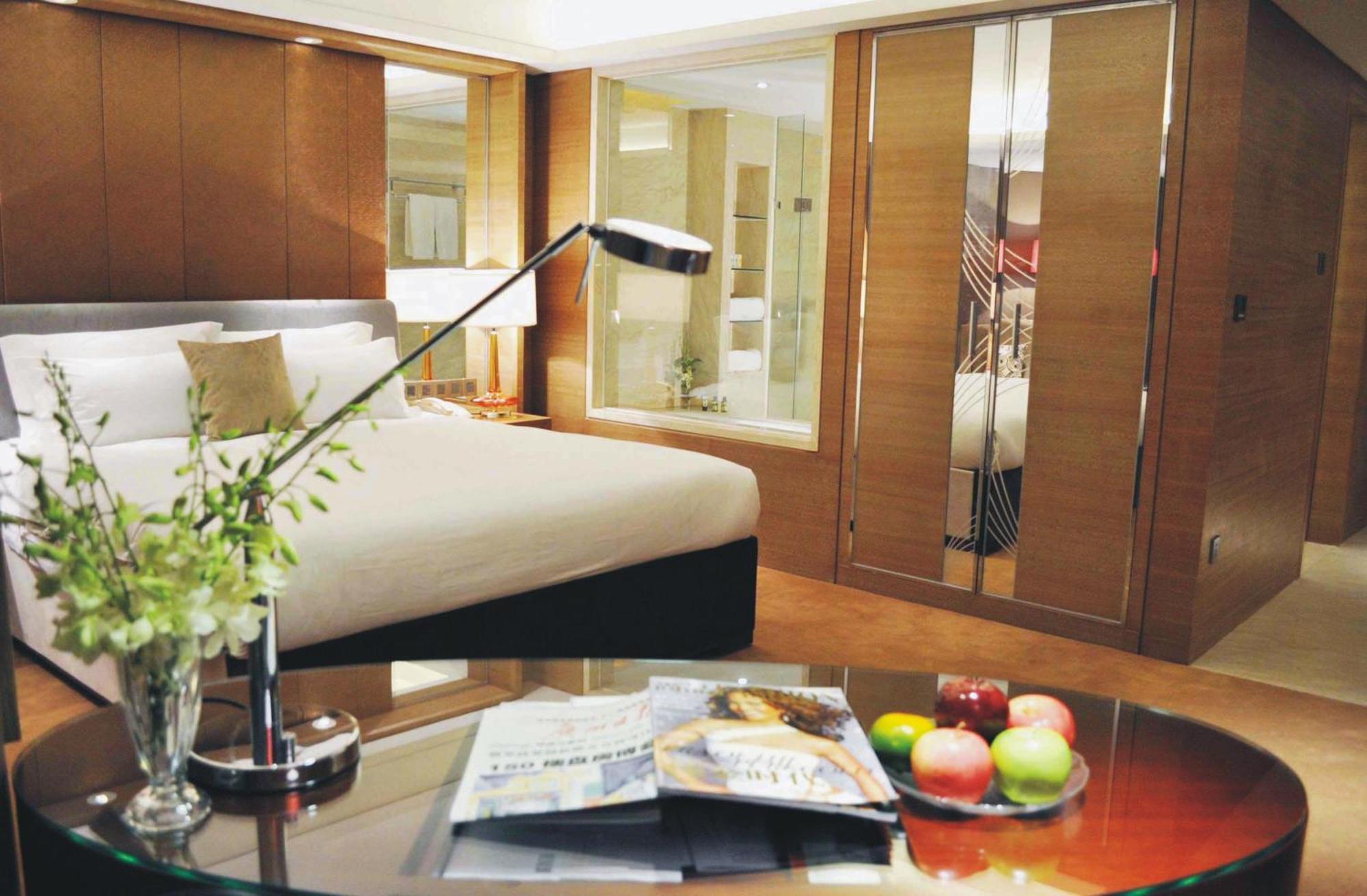 Guangzhou New Century Hotel Екстериор снимка