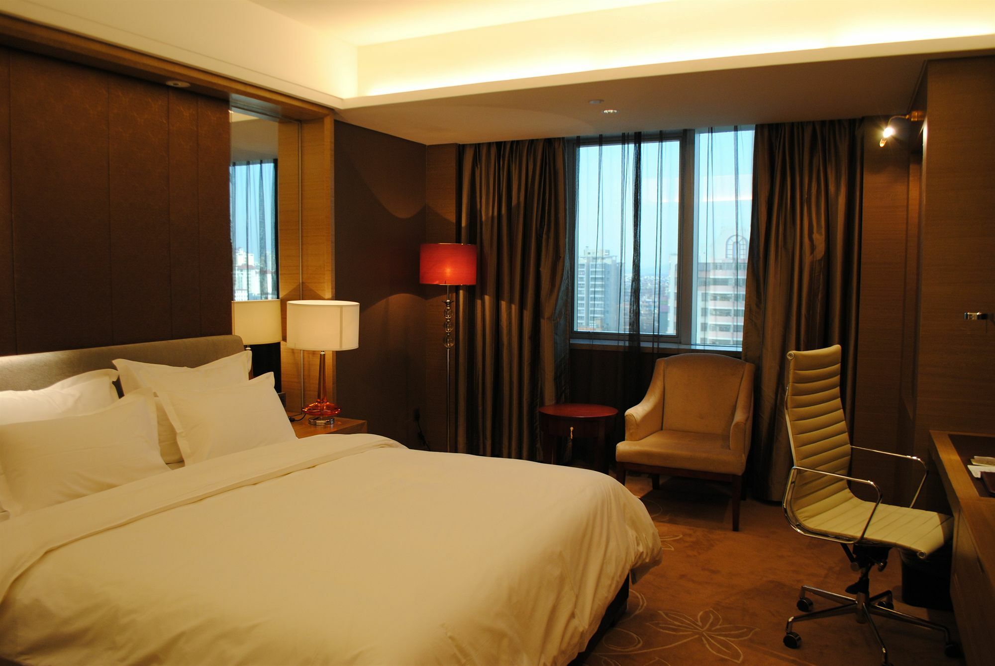 Guangzhou New Century Hotel Екстериор снимка